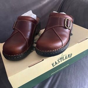 Eastland clogs